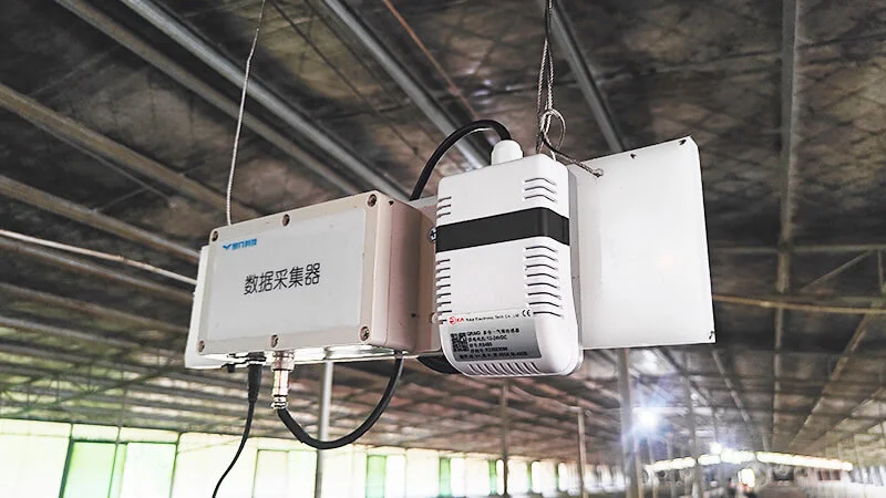 Industrial IoT data transmission module for smart applications